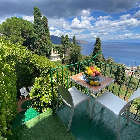 Villa Don Mimi Guarnaschelli La Dependace تاورمينا المظهر الخارجي الصورة