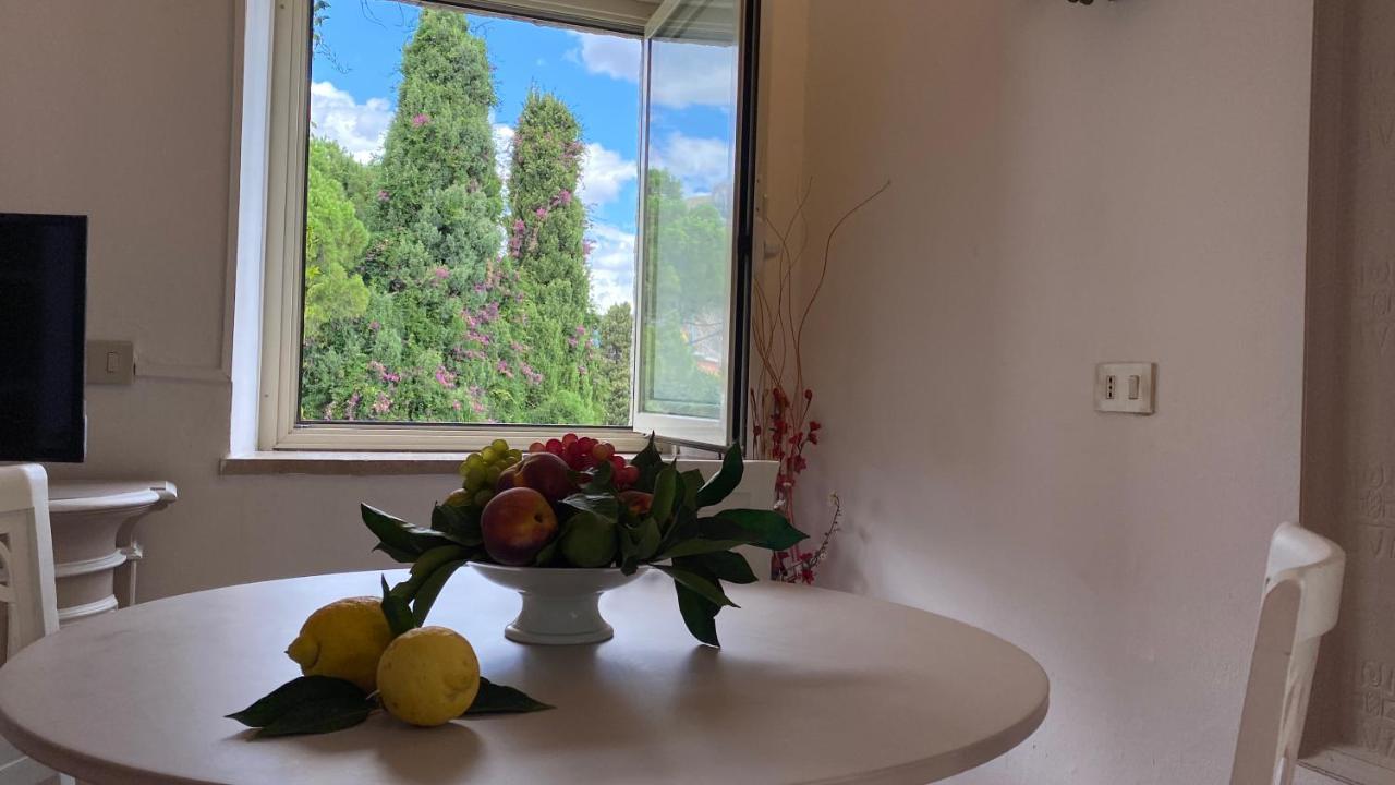 Villa Don Mimi Guarnaschelli La Dependace تاورمينا المظهر الخارجي الصورة